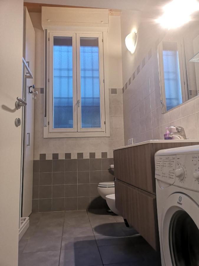 Farolfi Apartments Ranzani Болонья Экстерьер фото
